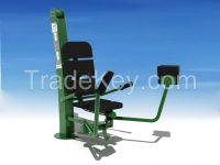 Outdoor hydraulic fitness equipment for public use
