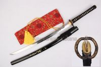 Handmade Quality Samurai Sword with shell inserted saya and handcarved dragon on the blade