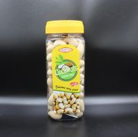 Coated cashew nut with coconut juice