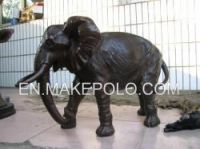 Brozne Elephant sculpture