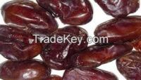 Fresh and dried Date fruits