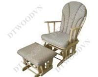 Set of relaxing chair with flowered printing cushion,