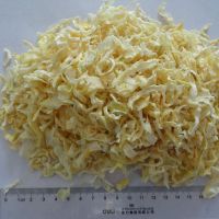 Dried yellow onion flakes slice chopped kibbled