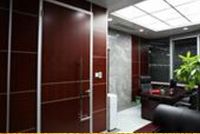 Hang Wall