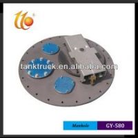Petroleum tank truck manhole cover