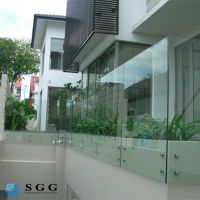 good quality competitive price residential fencing glass 