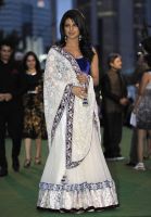 PRIYANKA CHOPRA WHITE LEHENGA IIFA AWARD