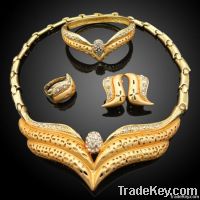 italian noble woman party show gold jewelry sets