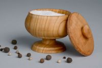 Wooden salt-spice cellar