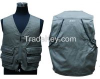 Men hunting vest