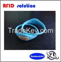 RFID silicone wristband tag for ID management