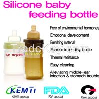 Silicone baby feeding bottle