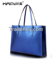 Fashion in Europe and the bill of lading shoulder bag hand