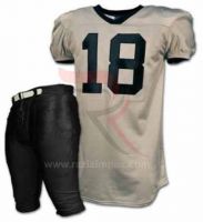2016 Fashion customized sublimation American football uniforms