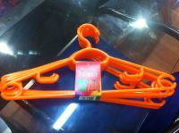 LUX CLOTHES HANGER