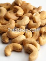 Raw and roasted Cashew Nuts