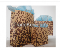 2015 New fancy custome logo printed paper bag of gifts