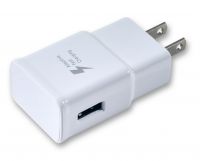 Adaptive USB Travel Charger