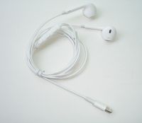 Headphones Earphones Earpods with Mic & Remote Control for iPhone 7