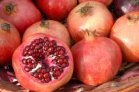 Fresh Red/Sweet pomegranate/ pomegranate pulp/fresh fruit 