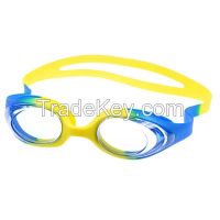 Swimming goggle