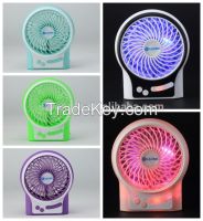 Portable mini usb with led fan, strong wind automatically swing mini fan beautiful gift for students and workers in office