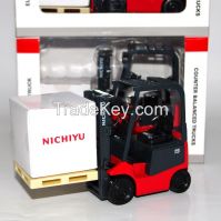1:24 Scale Diecast Forklift Model, mini NICHIYU Forklift model toy